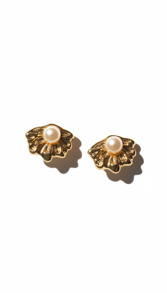 Pearl Bloom Earrings in 18KT gold Plated