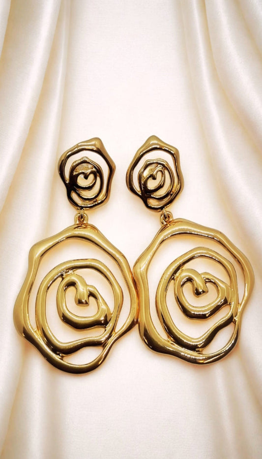 Flower Shape Party wear earing 18KT Gold Color