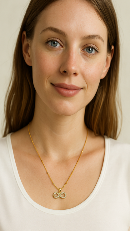 Infinity pendants with chain 18kt Gold Plated